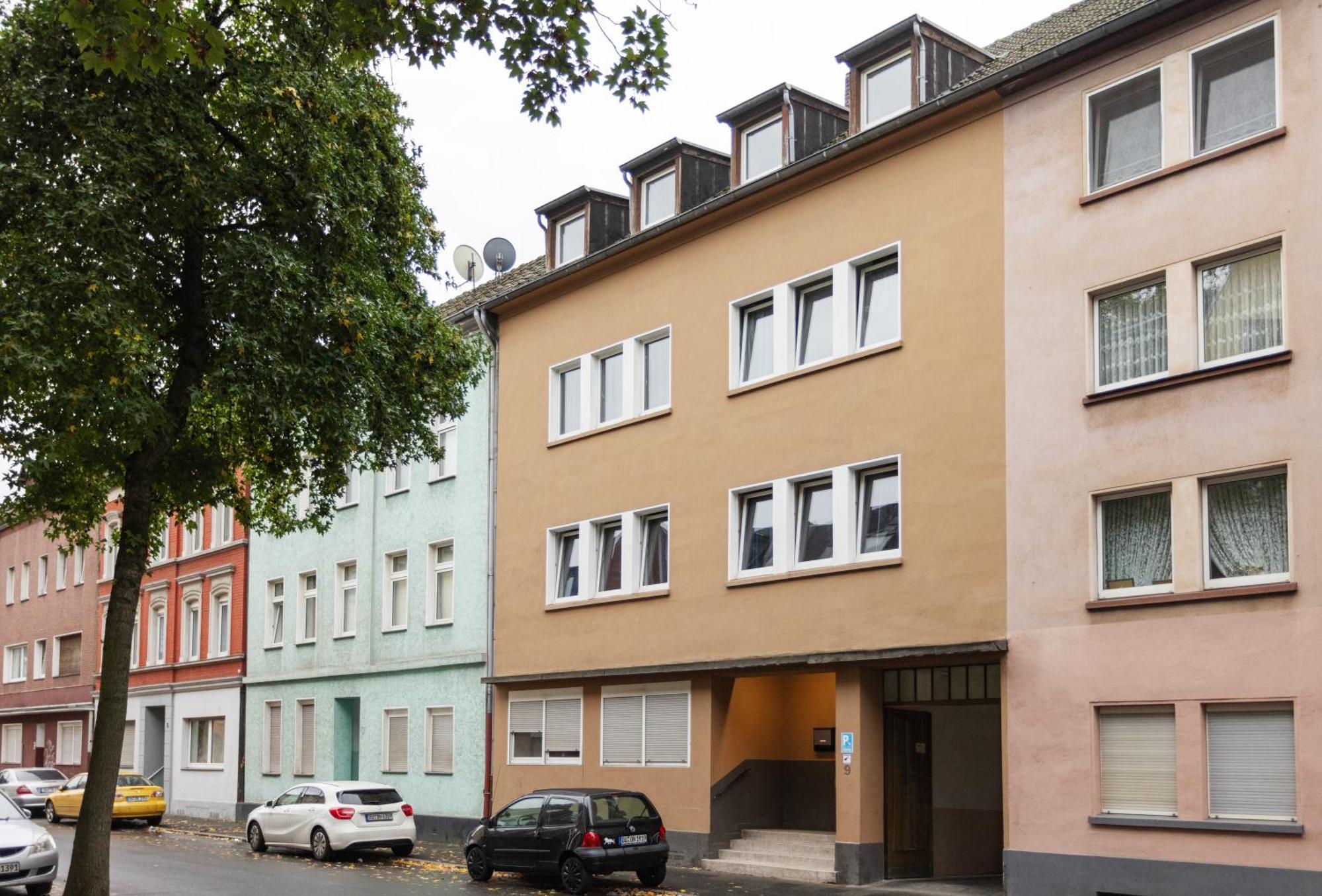 Huge Apartment With Sauna And Free Parking ドゥイスブルグ エクステリア 写真