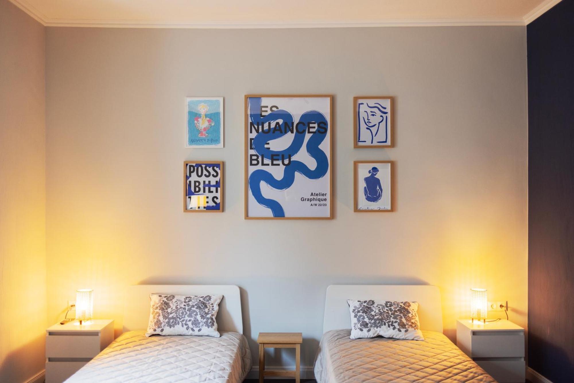 Huge Apartment With Sauna And Free Parking ドゥイスブルグ エクステリア 写真