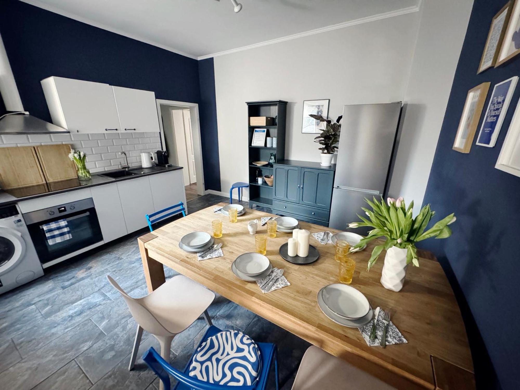 Huge Apartment With Sauna And Free Parking ドゥイスブルグ エクステリア 写真